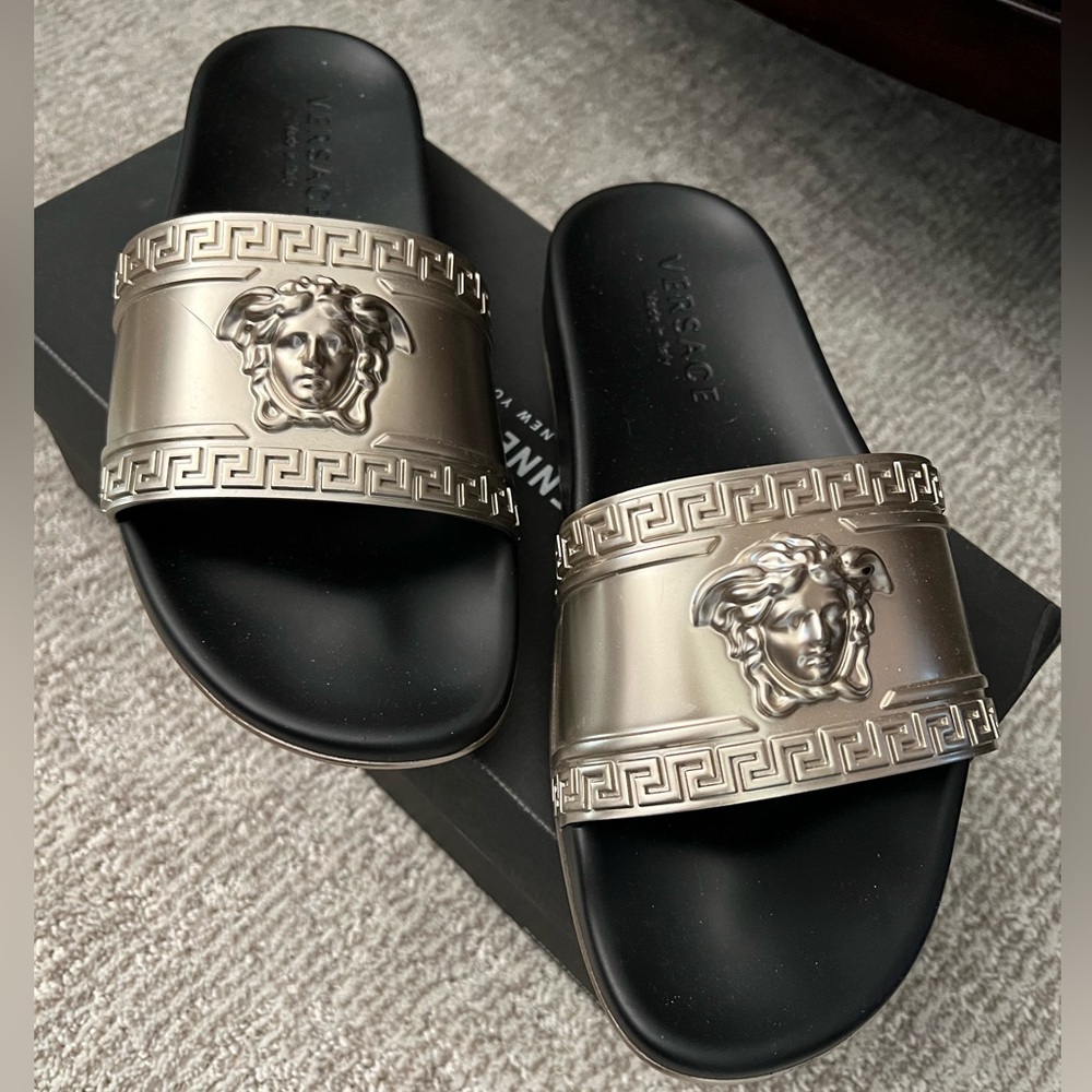 Pre loved in good condition. Versace Medusa, Metallic Gold/Blk Slides